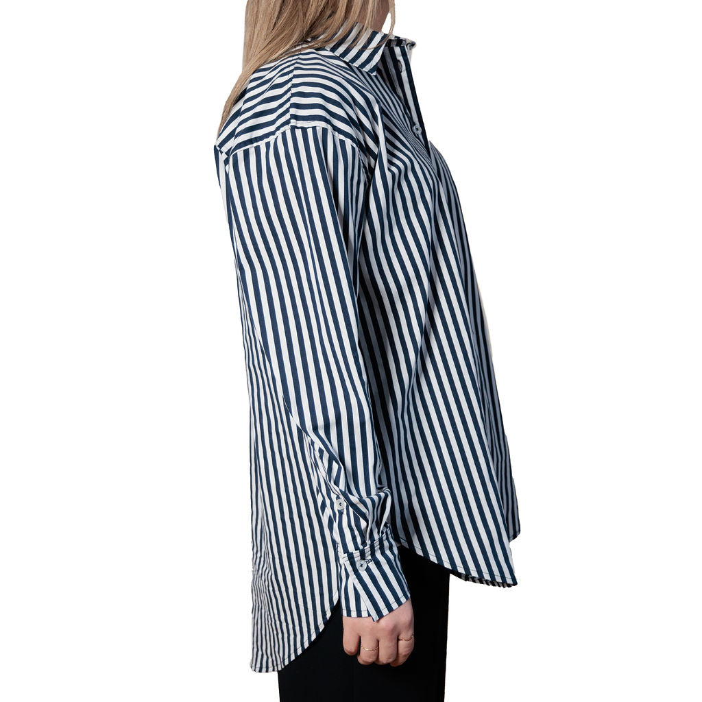 Le Laurian | Striped White & Navy